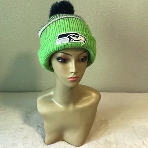 💙💚 NFL TEAM BLUE & GREEN SEAHAWKS BEANIE 💙💚